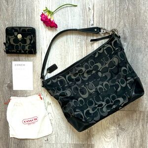 CCoach Chelsea Optic C Hobo bag No D1093-F15667 matching wallet Black Grey